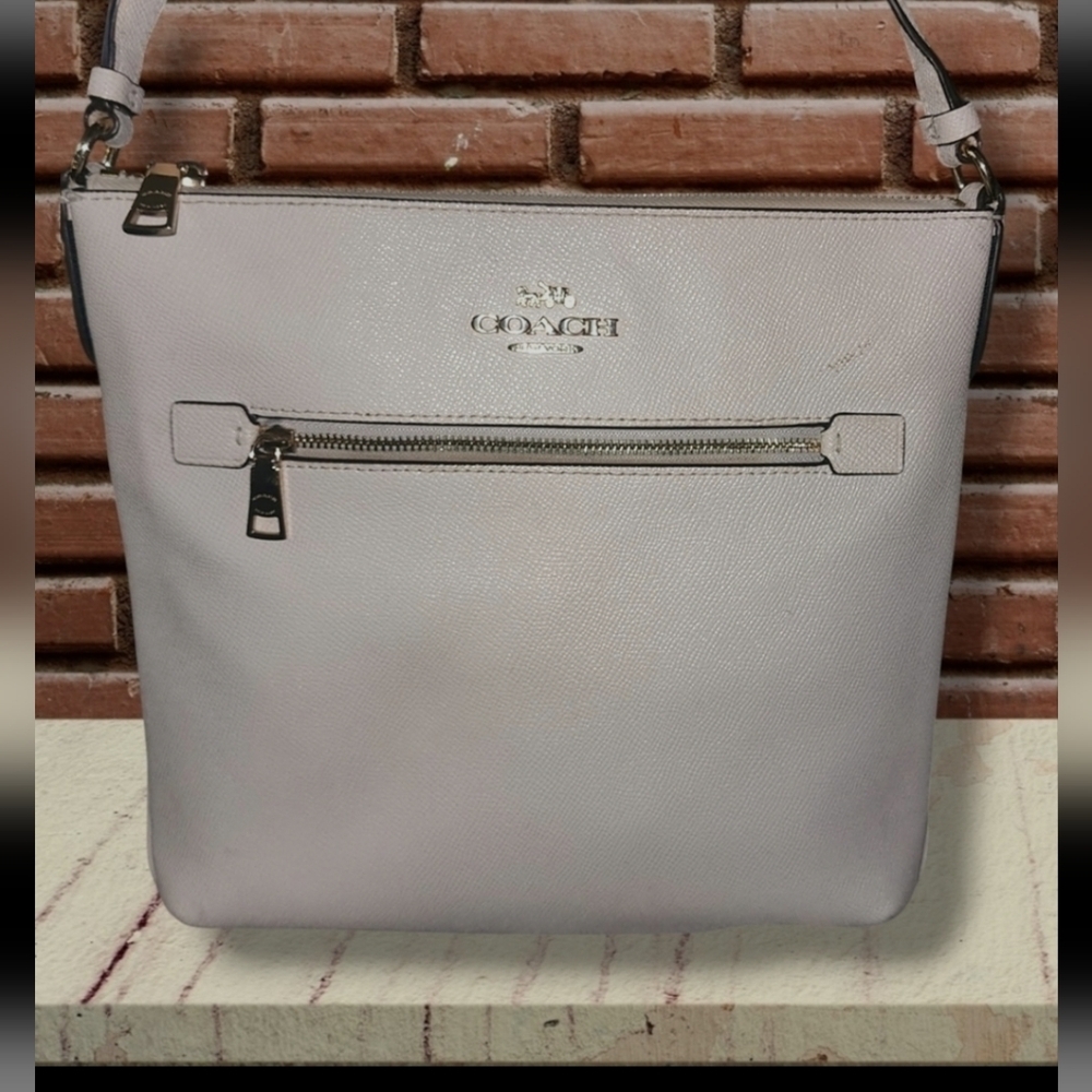 Coach Mini C1556 Rowan File Bag